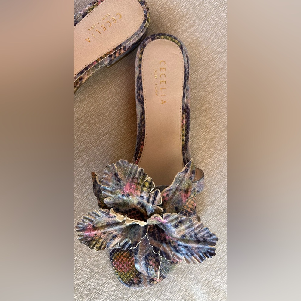 CECELIA NEW YORK Pastel Multicolor Snakeskin Bow Lila Sandals - Picture 6 of 8